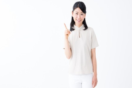 指差し女性